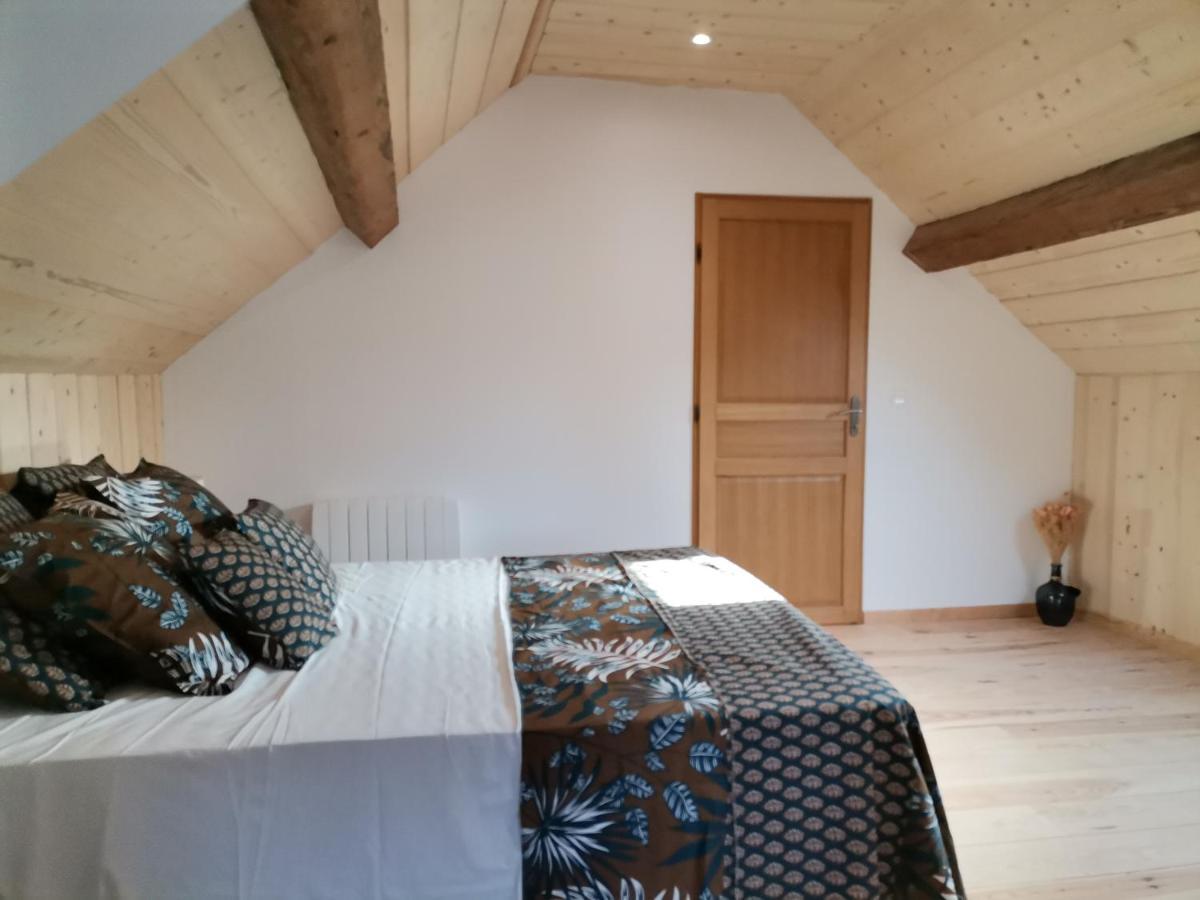 L'Alcove Des Falaises Rochefort-sur-Nenon Exterior photo